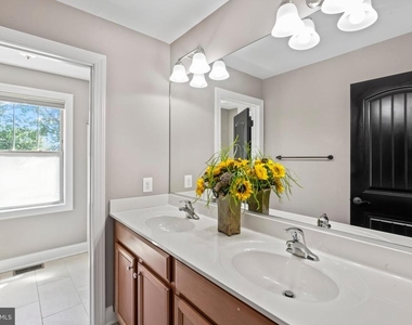5790 Hunt Club Road - Photo Thumbnail 52