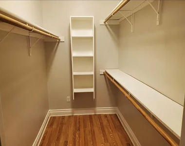 203 E Pecan St - Photo Thumbnail 10