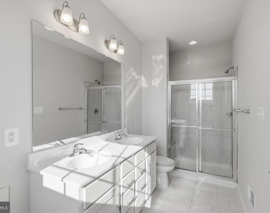 5818 Imperial Drive - Photo Thumbnail 18