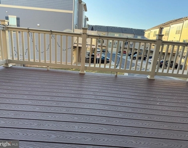 5818 Imperial Drive - Photo Thumbnail 17