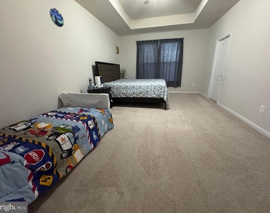 5818 Imperial Drive - Photo Thumbnail 33