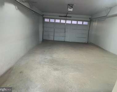 5818 Imperial Drive - Photo Thumbnail 43