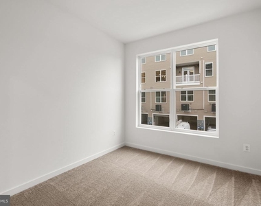 1631 Blacksmith Way - Photo Thumbnail 28