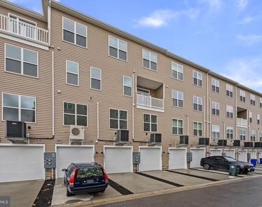 1631 Blacksmith Way - Photo Thumbnail 39
