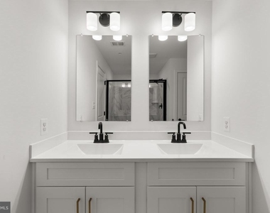 1631 Blacksmith Way - Photo Thumbnail 23