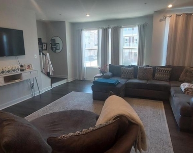 3611 Flatwoods Drive - Photo Thumbnail 9