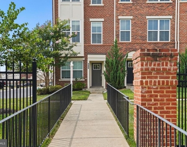 635 E Church Street - Photo Thumbnail 1
