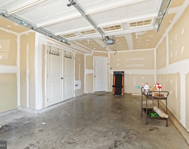 635 E Church Street - Photo Thumbnail 39