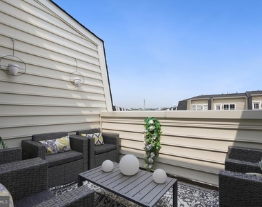 635 E Church Street - Photo Thumbnail 22