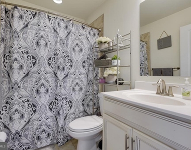 635 E Church Street - Photo Thumbnail 21
