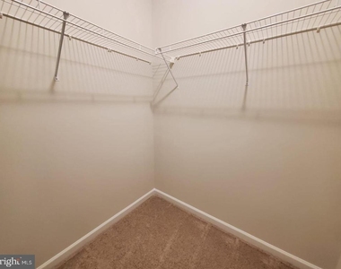 304 Faversham Pl - Photo Thumbnail 21