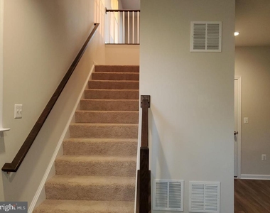 304 Faversham Pl - Photo Thumbnail 4