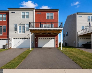 304 Faversham Pl - Photo Thumbnail 28