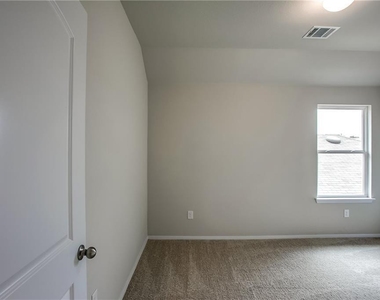 11516 Milano Dr - Photo Thumbnail 24
