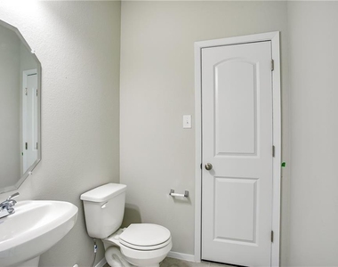11516 Milano Dr - Photo Thumbnail 14