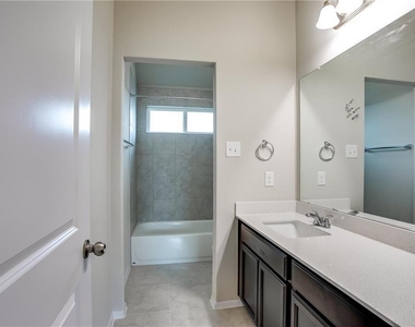 11516 Milano Dr - Photo Thumbnail 25