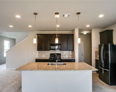 11516 Milano Dr - Photo Thumbnail 9