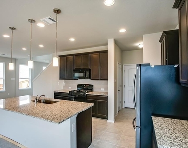 11516 Milano Dr - Photo Thumbnail 11