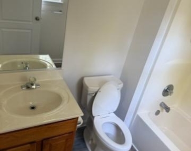 12627 Hilltop Road - Photo Thumbnail 15