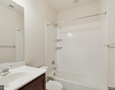 67 Linden Place - Photo Thumbnail 19