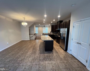 9447 Paragon Court - Photo Thumbnail 10