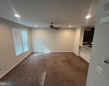 9447 Paragon Court - Photo Thumbnail 8