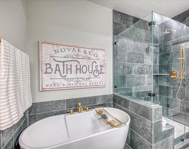 228 John Webster St - Photo Thumbnail 14