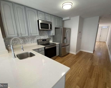 802 Mangold Street - Photo Thumbnail 12