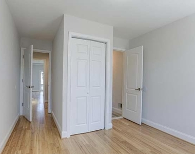 802 Mangold Street - Photo Thumbnail 8