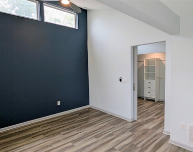 4505 Teri Rd - Photo Thumbnail 10