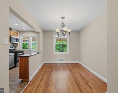 586 Lucia Avenue - Photo Thumbnail 6