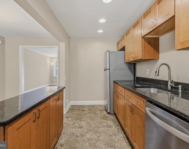 586 Lucia Avenue - Photo Thumbnail 9