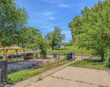 586 Lucia Avenue - Photo Thumbnail 32