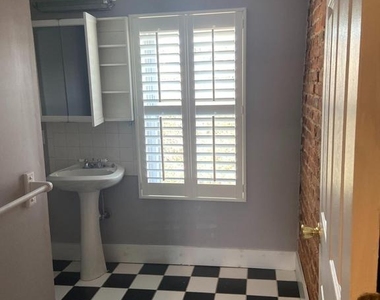1629 S Hanover Street - Photo Thumbnail 12