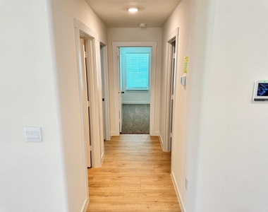 14904 Found Admiral Ln - Photo Thumbnail 9