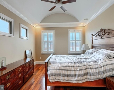 600 S Robinson Street - Photo Thumbnail 17