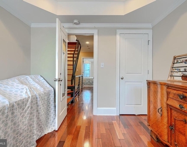 600 S Robinson Street - Photo Thumbnail 13