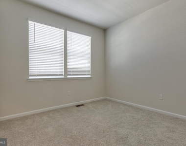 7989 Patterson Way - Photo Thumbnail 25