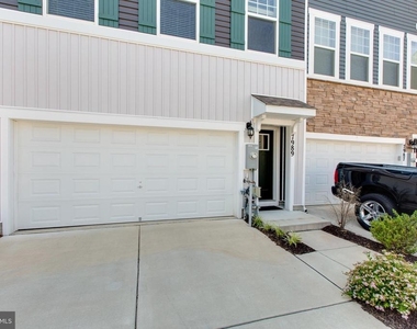 7989 Patterson Way - Photo Thumbnail 3