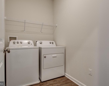 7989 Patterson Way - Photo Thumbnail 24