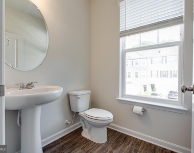 7989 Patterson Way - Photo Thumbnail 8