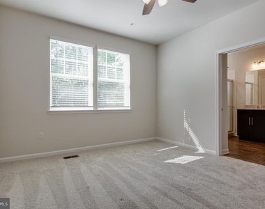 7989 Patterson Way - Photo Thumbnail 19