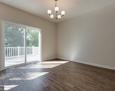 7989 Patterson Way - Photo Thumbnail 9