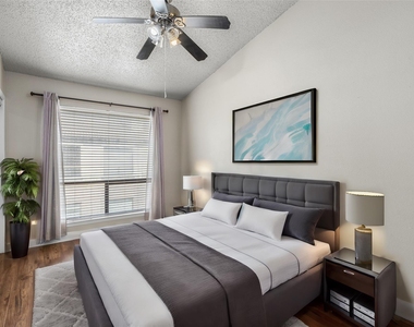 806 W 24th St - Photo Thumbnail 20