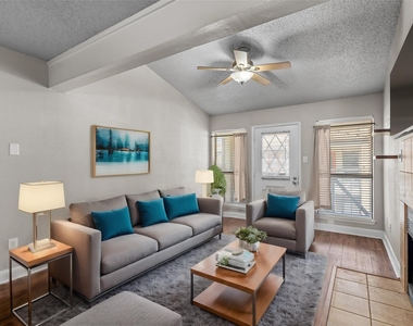 806 W 24th St - Photo Thumbnail 4