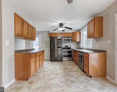 3345 Sudlersville S - Photo Thumbnail 11