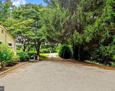 4475 Muddy Creek Road - Photo Thumbnail 7