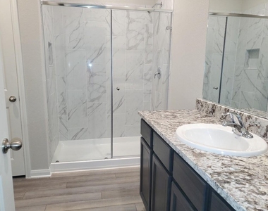 136 Constitution St - Photo Thumbnail 21