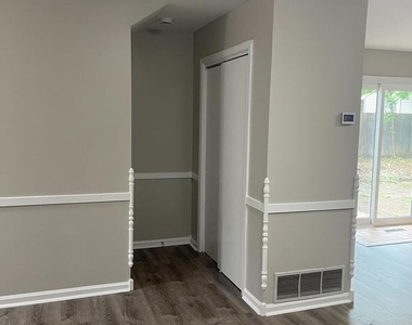 35 Honeysuckle Drive - Photo Thumbnail 12