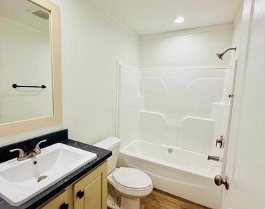 6541 Big Stone Beach Road - Photo Thumbnail 16